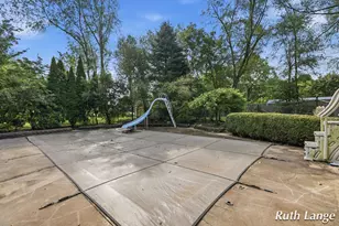 247 Trickovic Ln, Battle Creek, MI 49014 - Photo 28