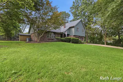 247 Trickovic Lane, Battle Creek, MI 49014 - Photo 2