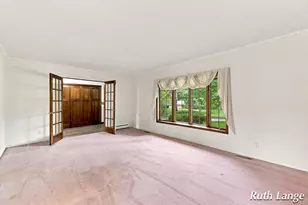 247 Trickovic Ln, Battle Creek, MI 49014 - Photo 8