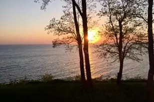 3616 Lakeshore Dr, Saint Joseph, MI 49085 - Photo 4