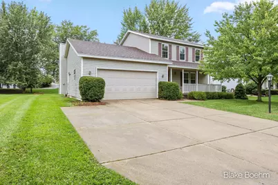 2251 Yorktown Drive SE, Kentwood, MI 49508 - Photo 2