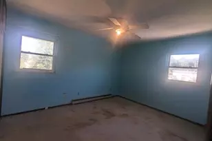 934 Hendricks Dr, Monroe, MI 48162 - Photo 10