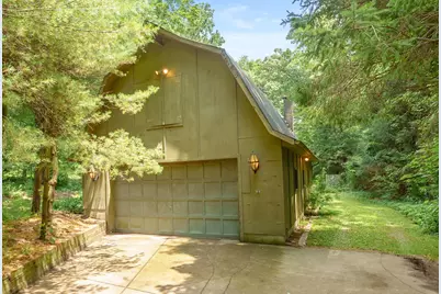 2910 N 5th Street, Kalamazoo, MI 49009 - Photo 2