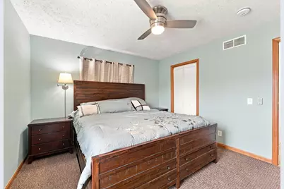 54241 Ridgeview Circle, Paw Paw, MI 49079 - Photo 16