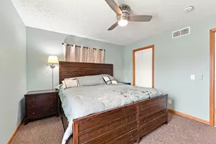 54241 Ridgeview Cir, Paw Paw, MI 49079 - Photo 16