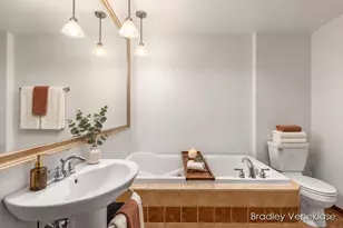 60 Monroe Center St NW, Grand Rapids, MI 49503 - Photo 10