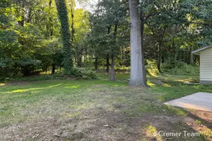 5727 Ridgebrook Ave SE, Kentwood, MI 49508 - Photo 32