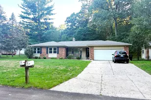 5727 Ridgebrook Ave SE, Kentwood, MI 49508 - Photo 1