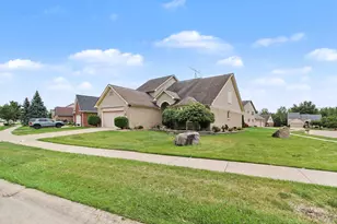 23853 Joey Dr, Brownstown, MI 48134 - Photo 34