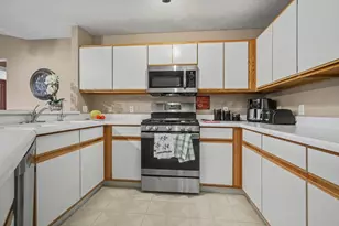 3027 Poplar Creek Dr SE, Kentwood, MI 49512 - Photo 6
