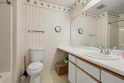 3027 Poplar Creek Drive SE #301, Kentwood, MI 49512 - Photo 16