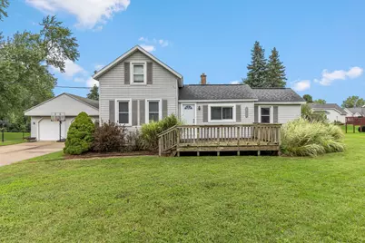 9915 Perry Street, Zeeland, MI 49464 - Photo 2