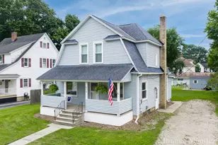 312 Emmons St SE, Caledonia, MI 49316 - Photo 2