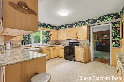 2801 Lakeshore Drive, Fennville, MI 49408 - Photo 12
