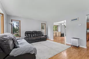 1975 32nd St SE, Grand Rapids, MI 49508 - Photo 4