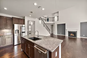 2354 Findley Cir, Lake Orion, MI 48360 - Photo 20