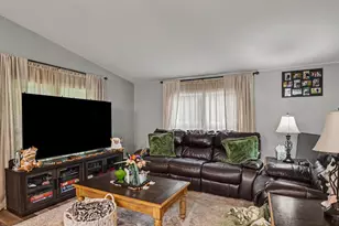 11905 Dutch Settlement Rd, Marcellus, MI 49067 - Photo 6