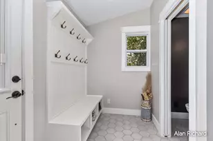 854 Ferris St NW, Grand Rapids, MI 49544 - Photo 12