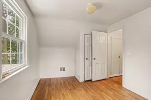 3554 McCracken St, Norton Shores, MI 49441 - Photo 16