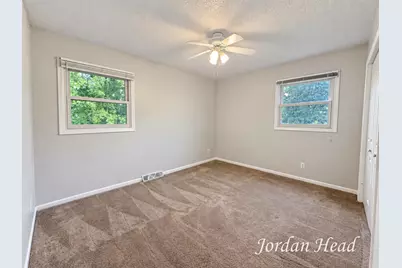 11335 Valley View Avenue, Allendale, MI 49401 - Photo 6