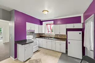 231 W Biddle St, Jackson, MI 49203 - Photo 10