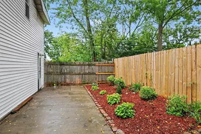 231 W Biddle Street, Jackson, MI 49203 - Photo 22