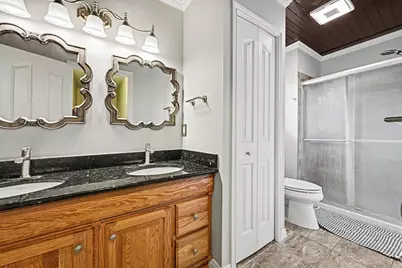 1176 Meadowood Drive, Waterford, MI 48327 - Photo 22
