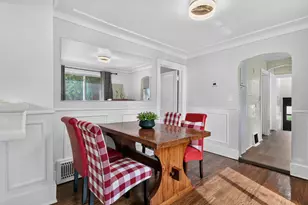 2022 Hampton Rd, Grosse Pointe, MI 48236 - Photo 12