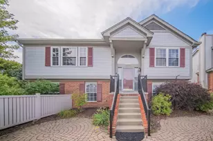 49800 Pointe Crossing, Plymouth, MI 48170 - Photo 2