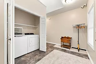 157 Silverbrook Ave, Niles, MI 49120 - Photo 6