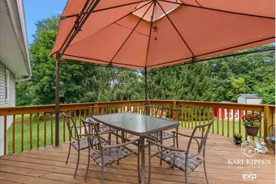 2761 Danube Lane NE, Grand Rapids, MI 49525 - Photo 34