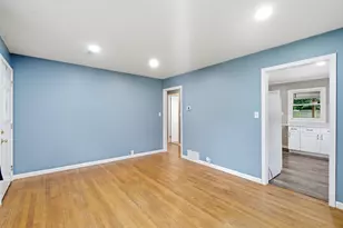 606 Lake Blvd, Paw Paw, MI 49079 - Photo 10