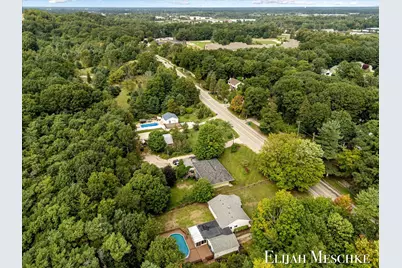 13749 Lakeshore Avenue, Grand Haven, MI 49417 - Photo 48