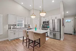 12454 Newbridge Dr, Grand Haven, MI 49417 - Photo 6