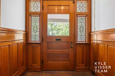 228 Madison Avenue SE, Grand Rapids, MI 49503 - Photo 12
