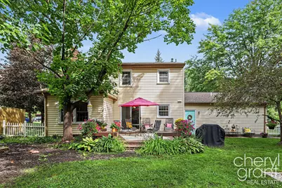 2246 Boston Street SE, East Grand Rapids, MI 49506 - Photo 38