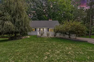 926 Clubview Dr, Fremont, MI 49412 - Photo 1