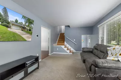 7984 Ronson Avenue, Jenison, MI 49428 - Photo 8