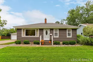 311 W 30th St, Holland, MI 49423 - Photo 4