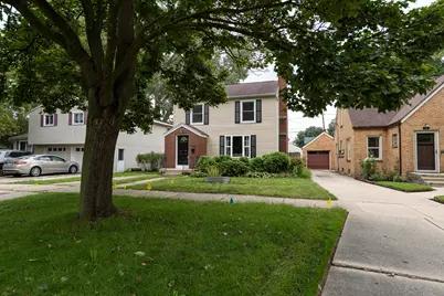 1108 Lake Michigan Drive NW, Grand Rapids, MI 49504 - Photo 4