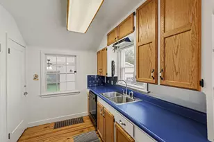 113 N Higby St, Jackson, MI 49202 - Photo 6
