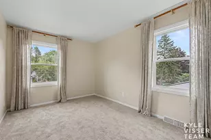 1865 Ridgemoor Dr SE, Grand Rapids, MI 49506 - Photo 14