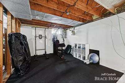 1344 Mayfield Avenue NE, Grand Rapids, MI 49505 - Photo 16