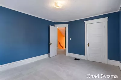 219 Carroll Avenue SE, Grand Rapids, MI 49506 - Photo 24