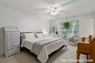 1544 Beechtree Cmns, Grand Haven, MI 49417 - Photo 18