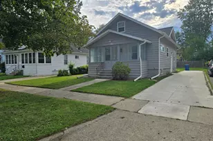 110 N Higby St, Jackson, MI 49202 - Photo 1