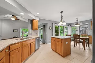45128 Glengarry Rd, Canton, MI 48188 - Photo 8