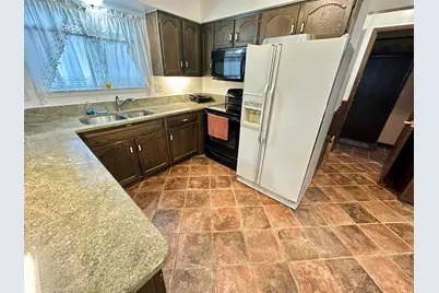 18975 Bainbridge Avenue, Livonia, MI 48152 - Photo 12