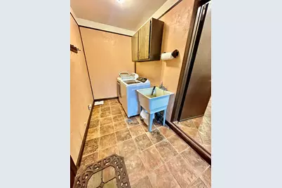 18975 Bainbridge Avenue, Livonia, MI 48152 - Photo 28