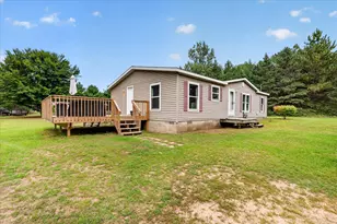 16468 W Howard City Edmore Rd, Howard City, MI 49329 - Photo 2